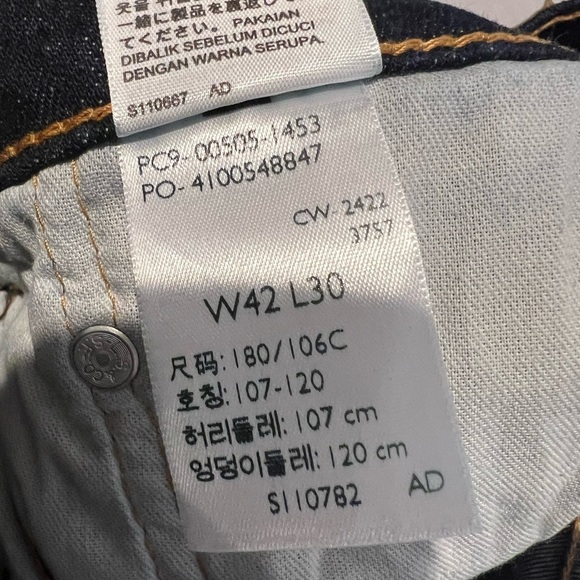WJ3. NWT Levi’s 505™ REGULAR FIT MEN'S JEANS 42x30 - Picture 5 of 7